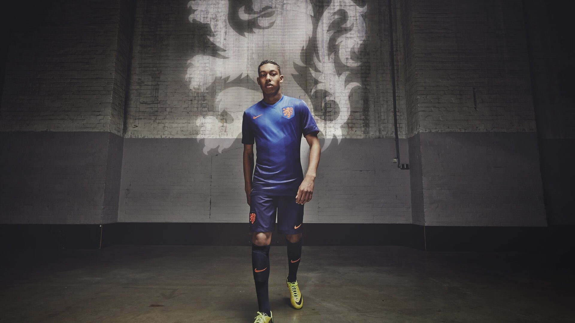 九游电脑版-跨国青训合作推动足球科技创新，助力未来职业明星崭露头角，世界最著名的十大足球青训营